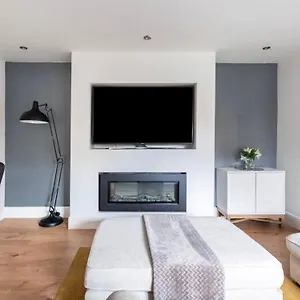Holdsworth House Leeds (West Yorkshire)